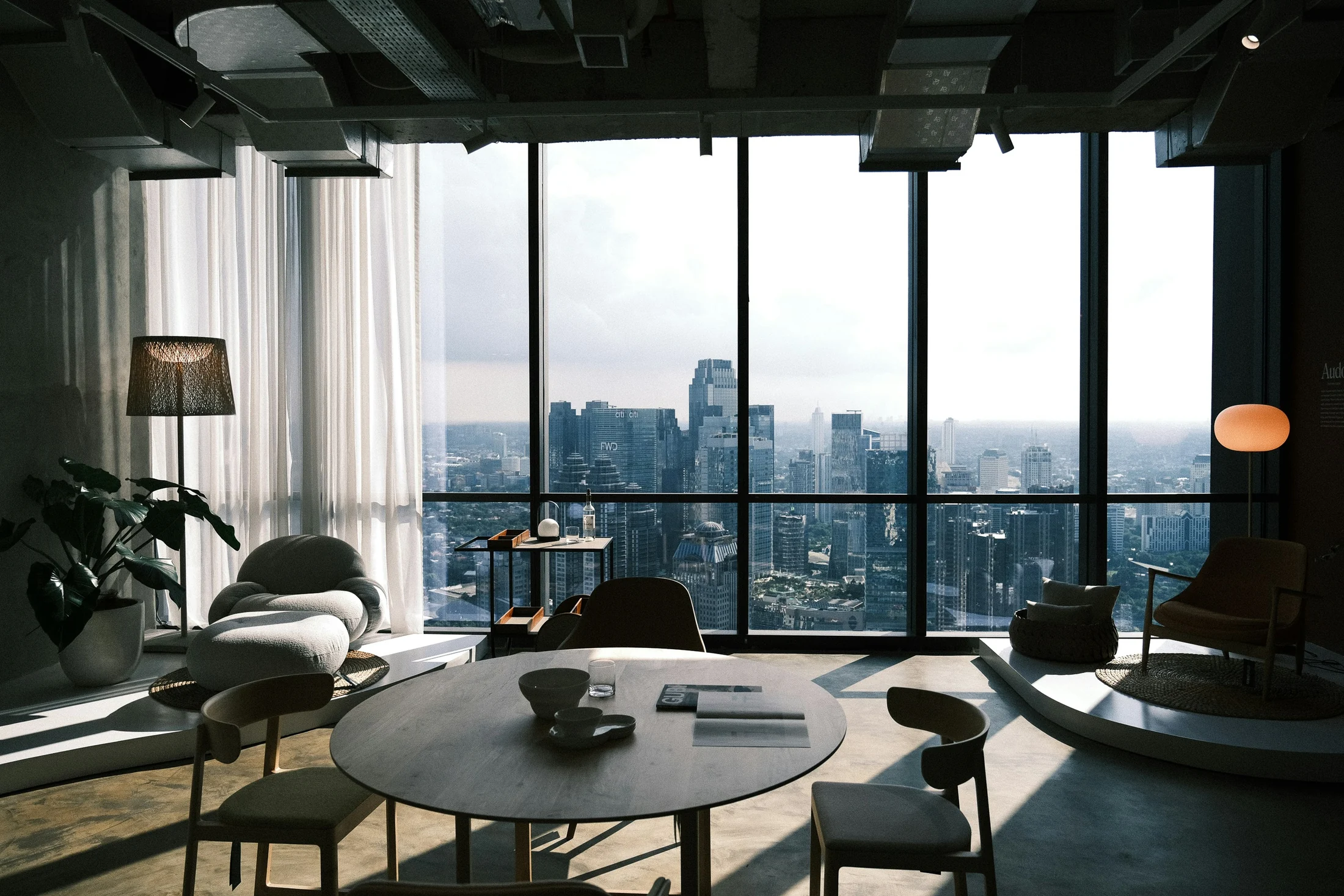 Immersive financial data environment with luminous charts